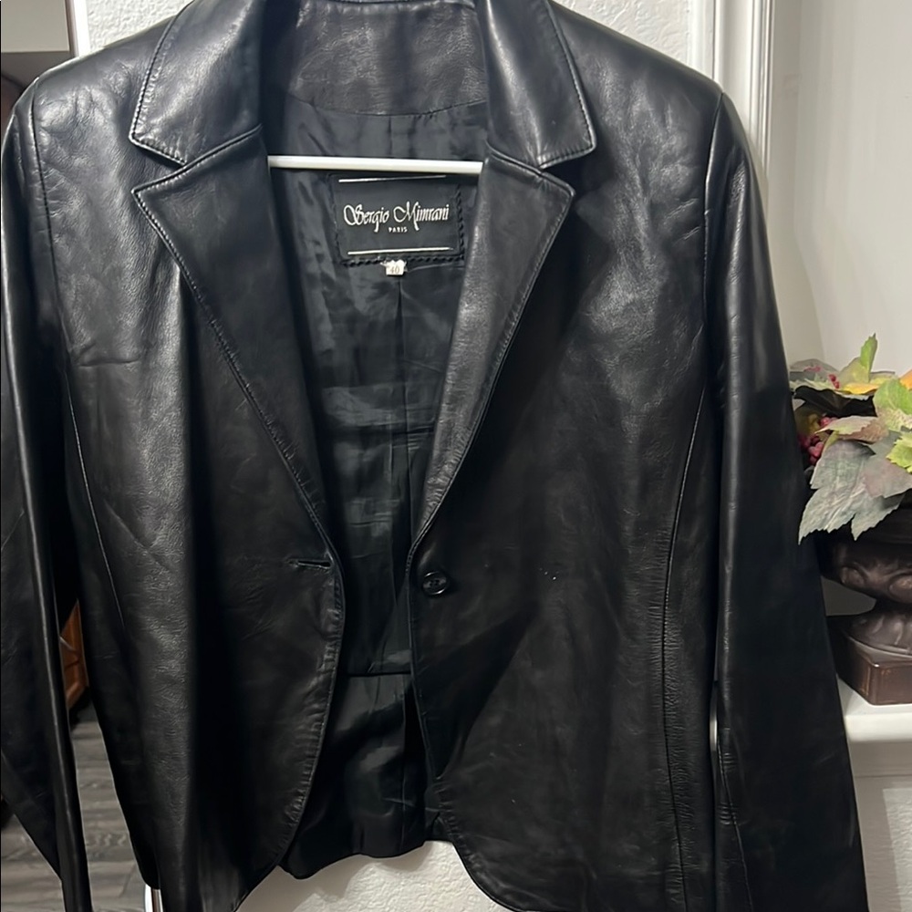 Black leather Jacket!!